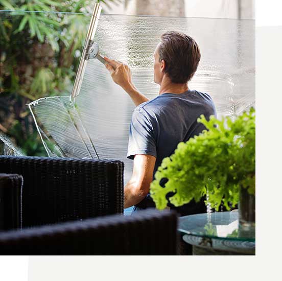 image-design_man-cleaning-550x552 image-design_man-cleaning-550x552