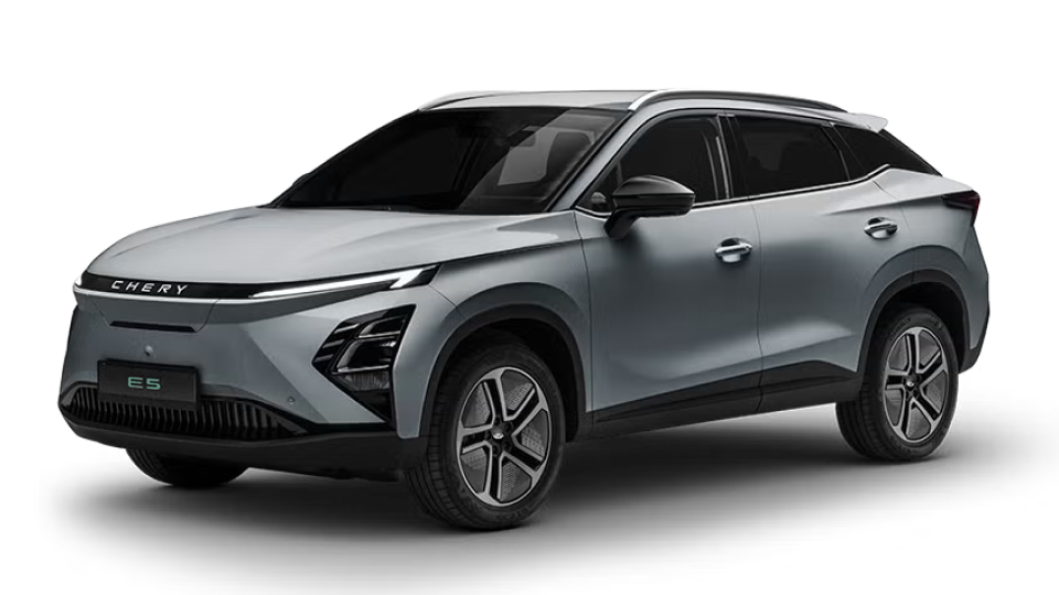 http://Chery%20E5%20EV%20Urban%20Saturn%20Silver